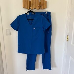 Figs Royal Blue Scrub Set Technical collection, Shirt and Pants, Size Small
